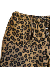 Load image into Gallery viewer, Double Zipper Cheetah Fleece Lounge Shorts
